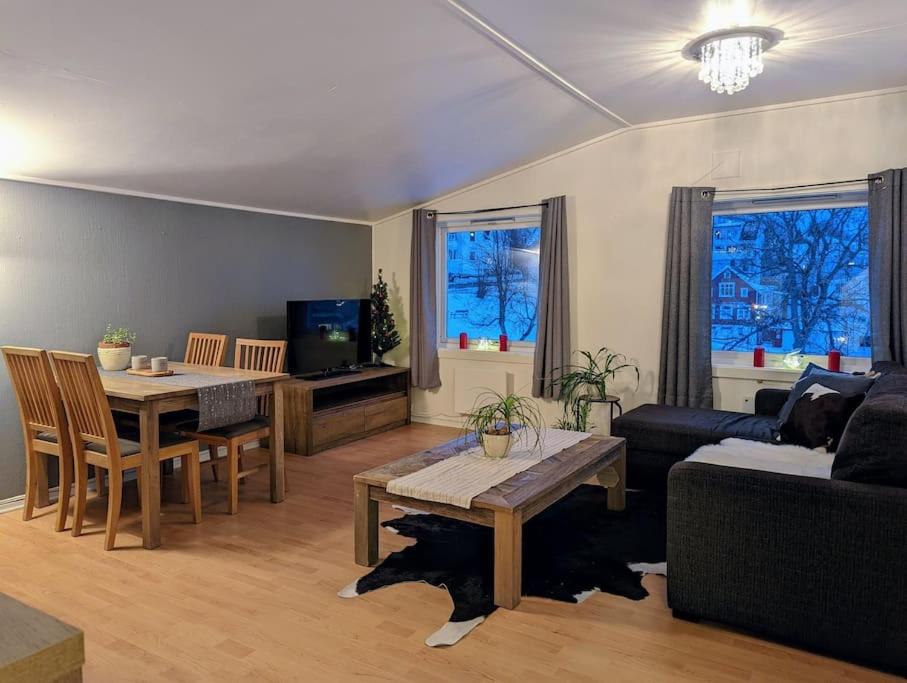 Posezení v ubytování Nice and quiet apartment in City Centre