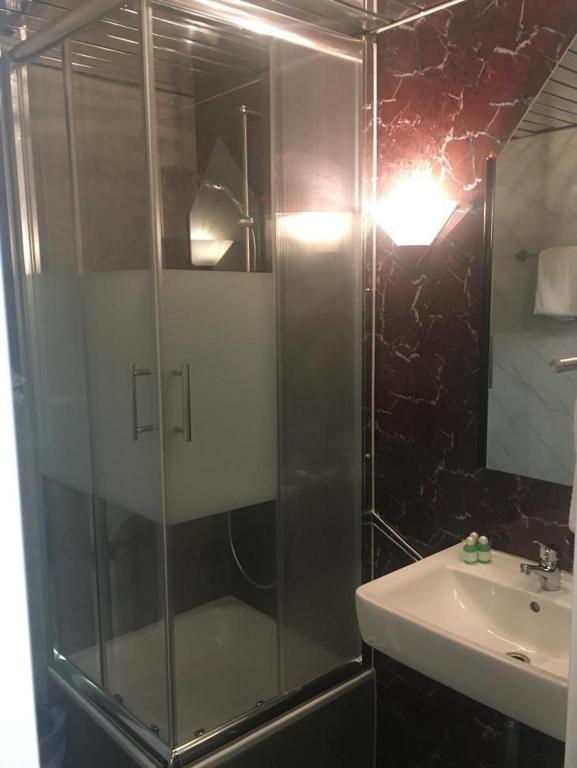 Hotel Königshof The Arthouse - Resim 37