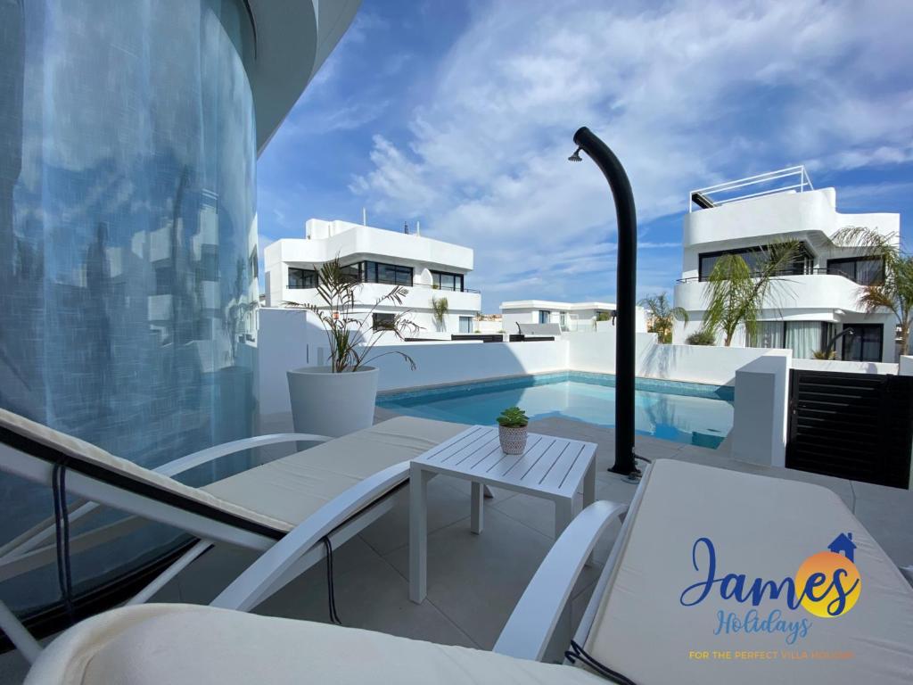 Luxurious Villa Private Pool La Marina Urb LM3, San Fulgencio ...