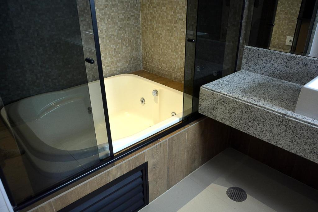 Koupelna v ubytování Pituba Praiamar Hotel