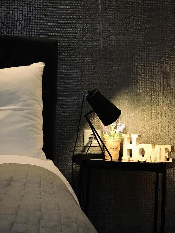 J Villara's Luxury Suites - 19