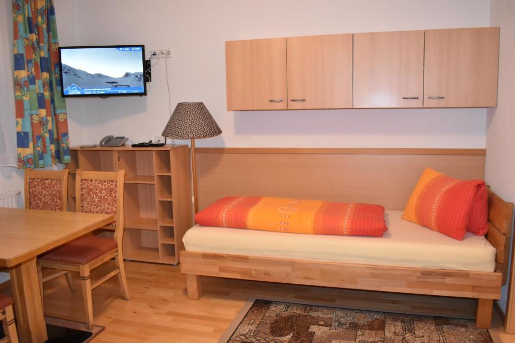 Posedenie v ubytovaní Adamsberg