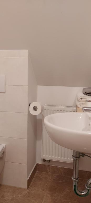 Koupelna v ubytování Grażynka