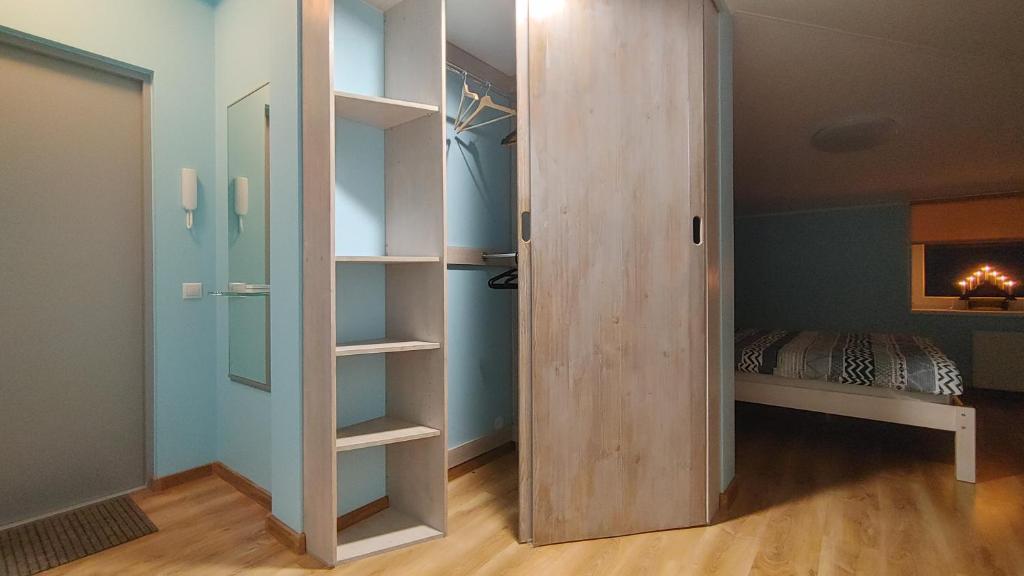 M/S Factory Apartments - Deluxe Double Room With Bath