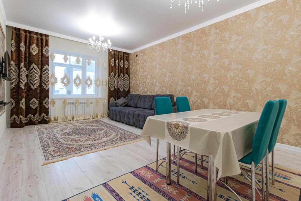 Posezení v ubytování Венский Квартал-83 Apartments- Expo, Mega Silky Way