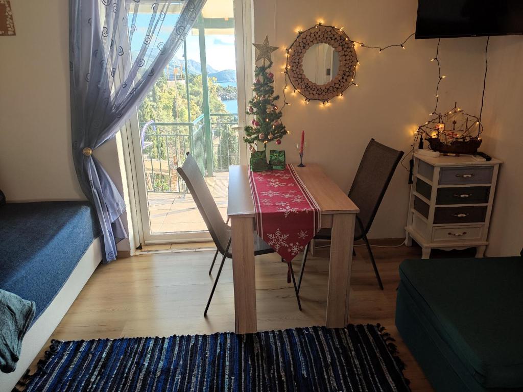 Posezení v ubytování Aliki Apartments