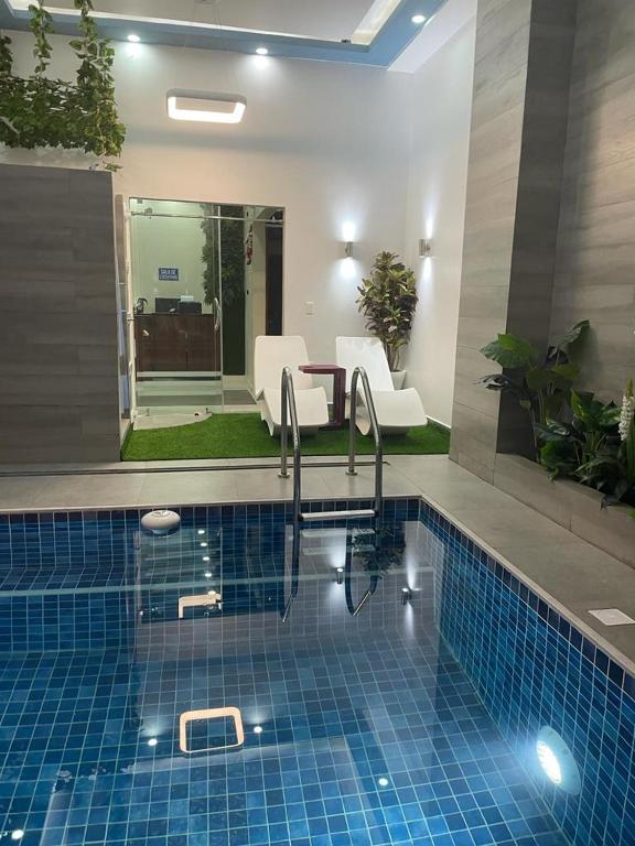 Bazén v ubytování Hotel Andy nebo v jeho okolí