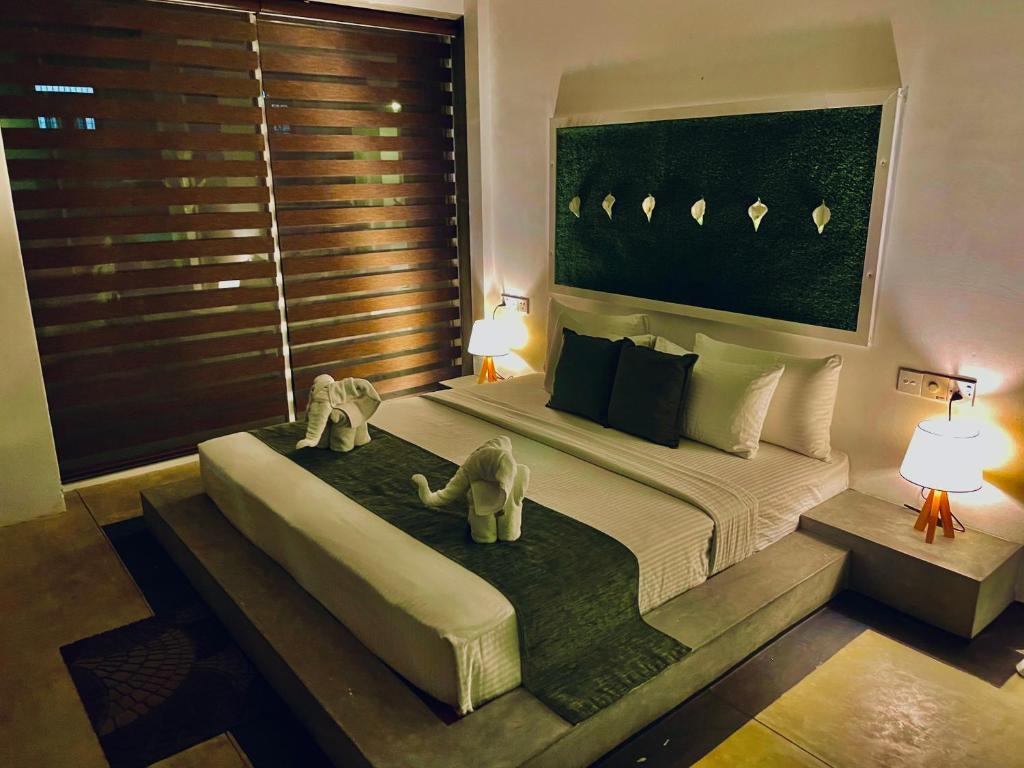 Postel nebo postele na pokoji v ubytování 8 Plus Motels