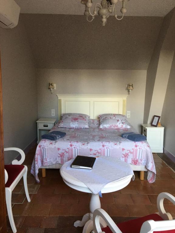 Le Clos Mony - Habitación King Con Vistas Al Jardín