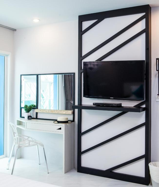 The Crib Patong - SHA Certified - Resim 36