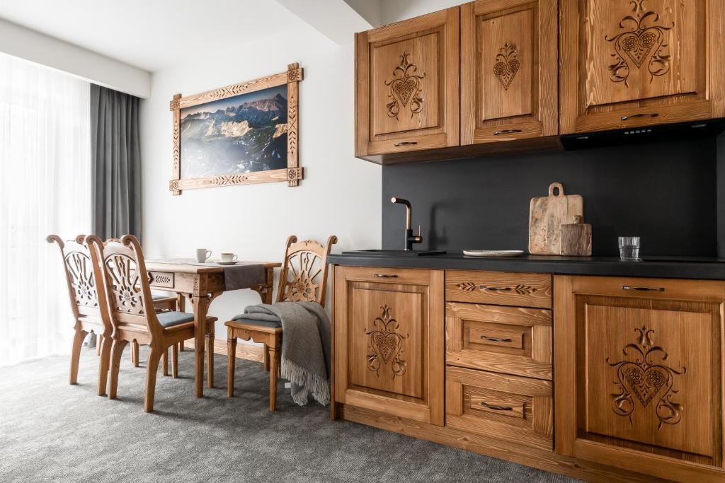 Aparthotel Białczański - Two-Bedroom Suite