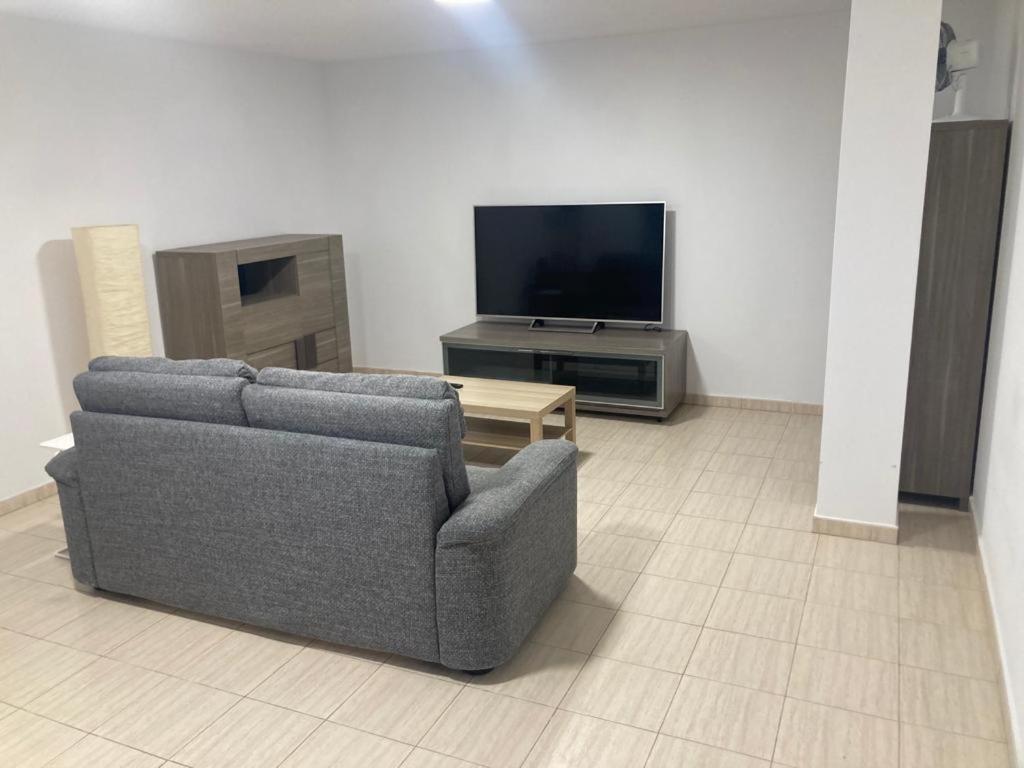 TV a/nebo společenská místnost v ubytování Villa Sol