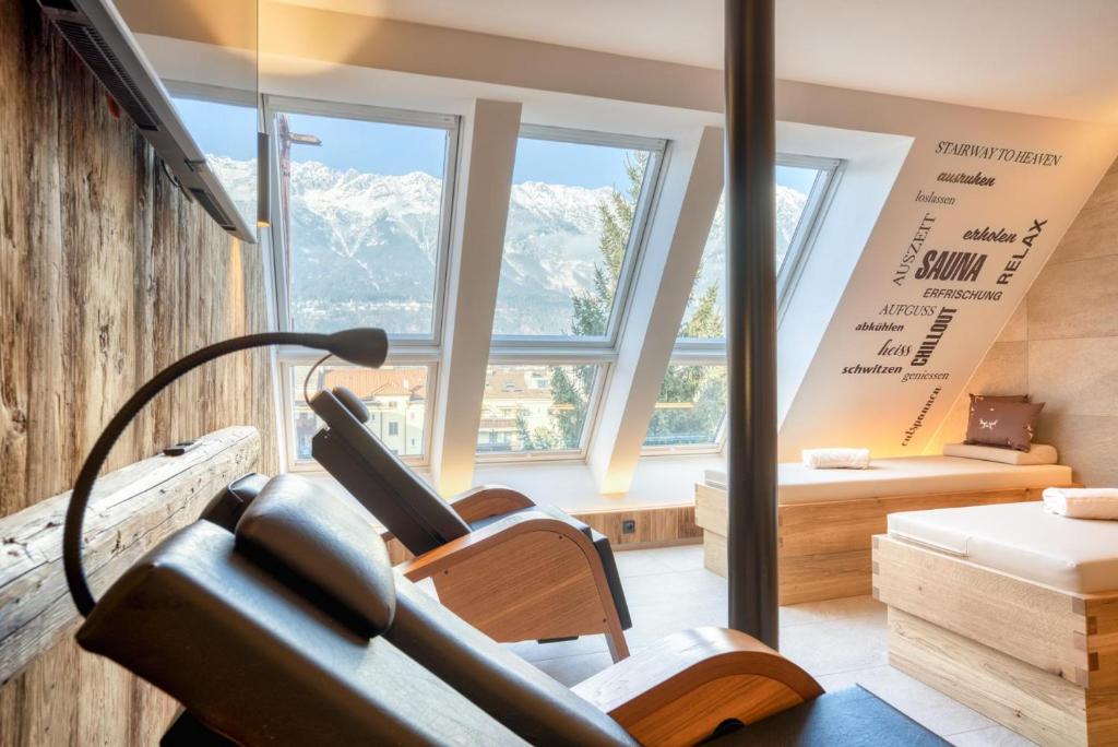TV a/nebo společenská místnost v ubytování Leipziger Hof Innsbruck