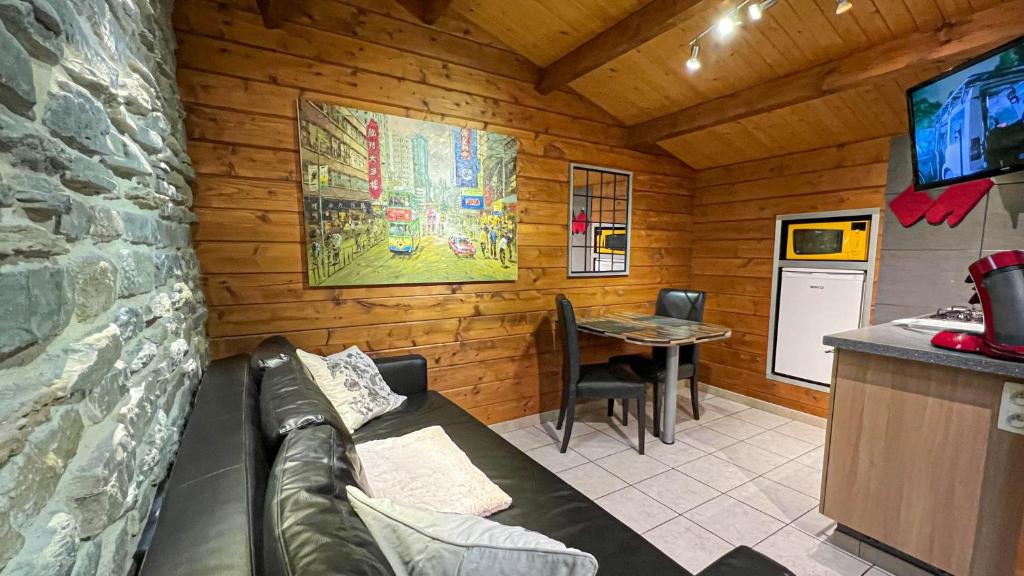 Kuchyň nebo kuchyňský kout v ubytování Au chalet d'Isa