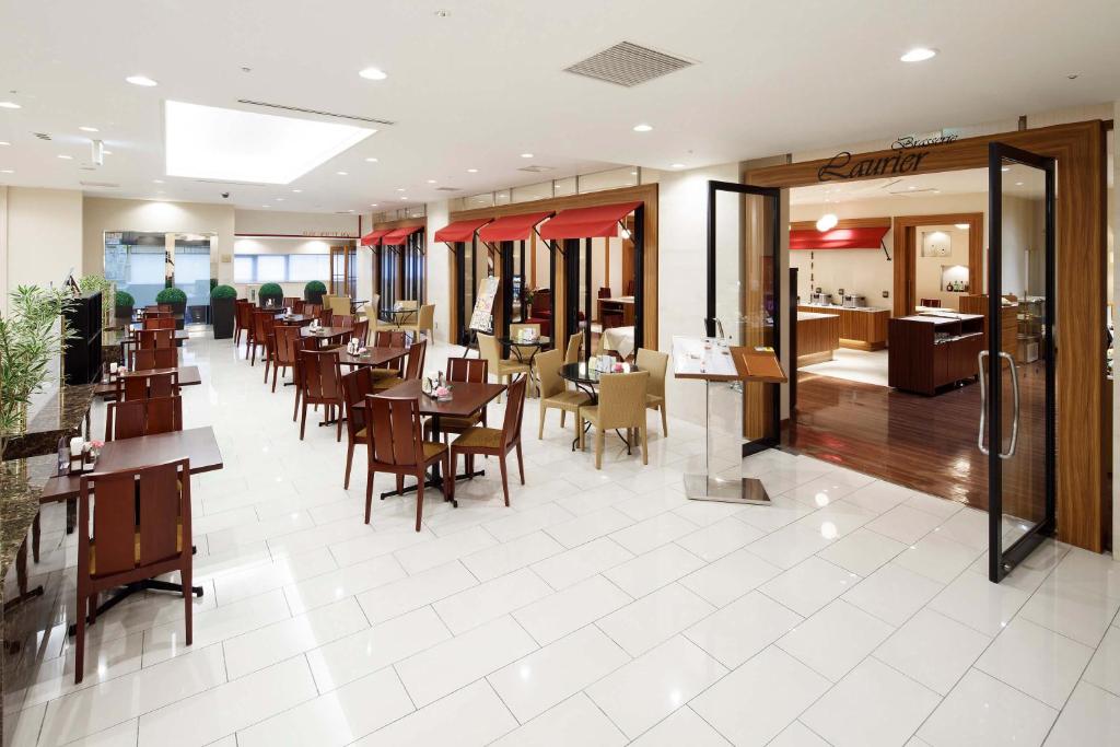 ホテルメトロポリタン高崎にあるレストランまたは飲食店