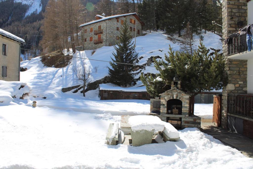 L'Atelier du Temps - HERBETET Appartement during the winter