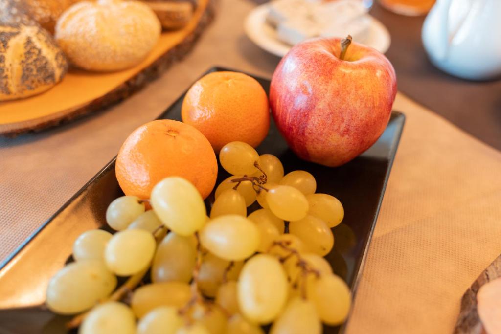 Jedlo v ubytovaní bed & breakfast alebo blízkom okolí