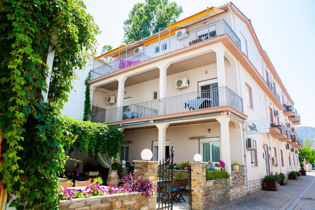 Budova, kde se hotel nachází