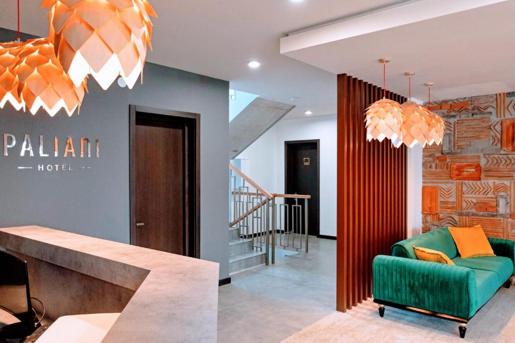 Posezení v ubytování Paliani Hotel