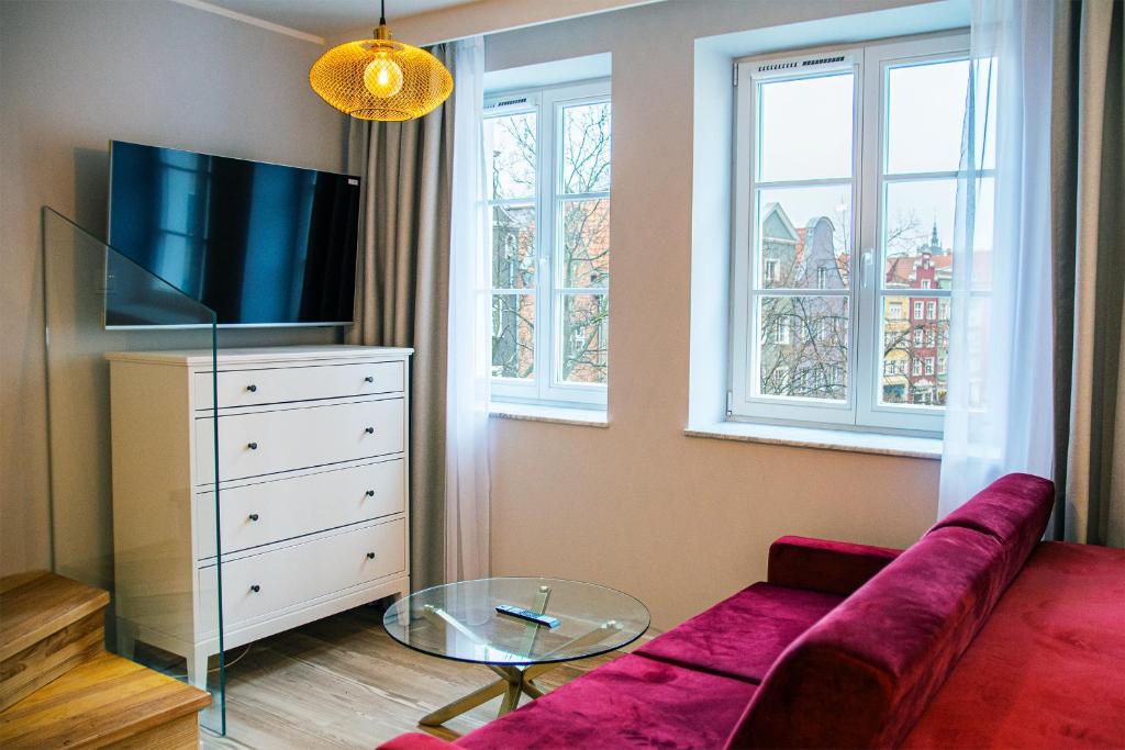 Baltic Gdansk OLD TOWN by St Mary s Church