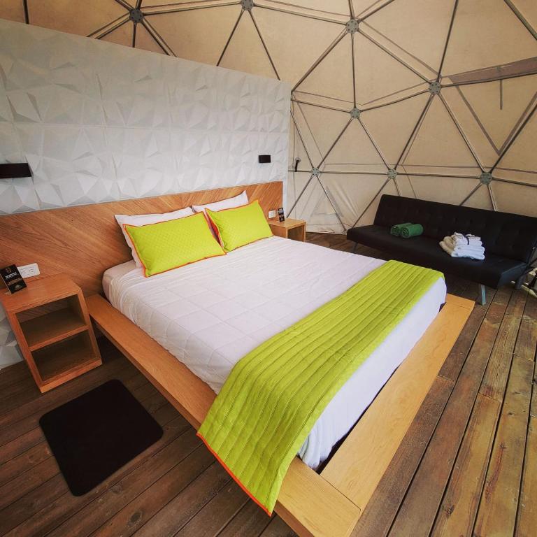 Postel nebo postele na pokoji v ubytování Solaris Glamping Exclusive