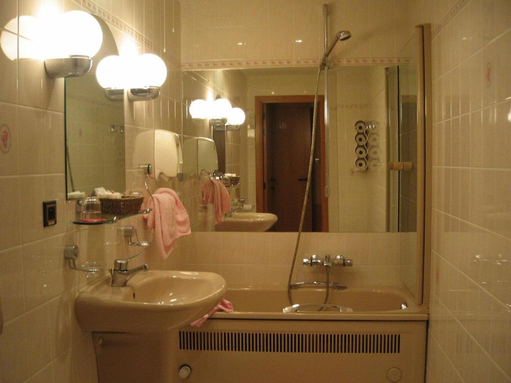 Koupelna v ubytování Hotel Val De La Cascade