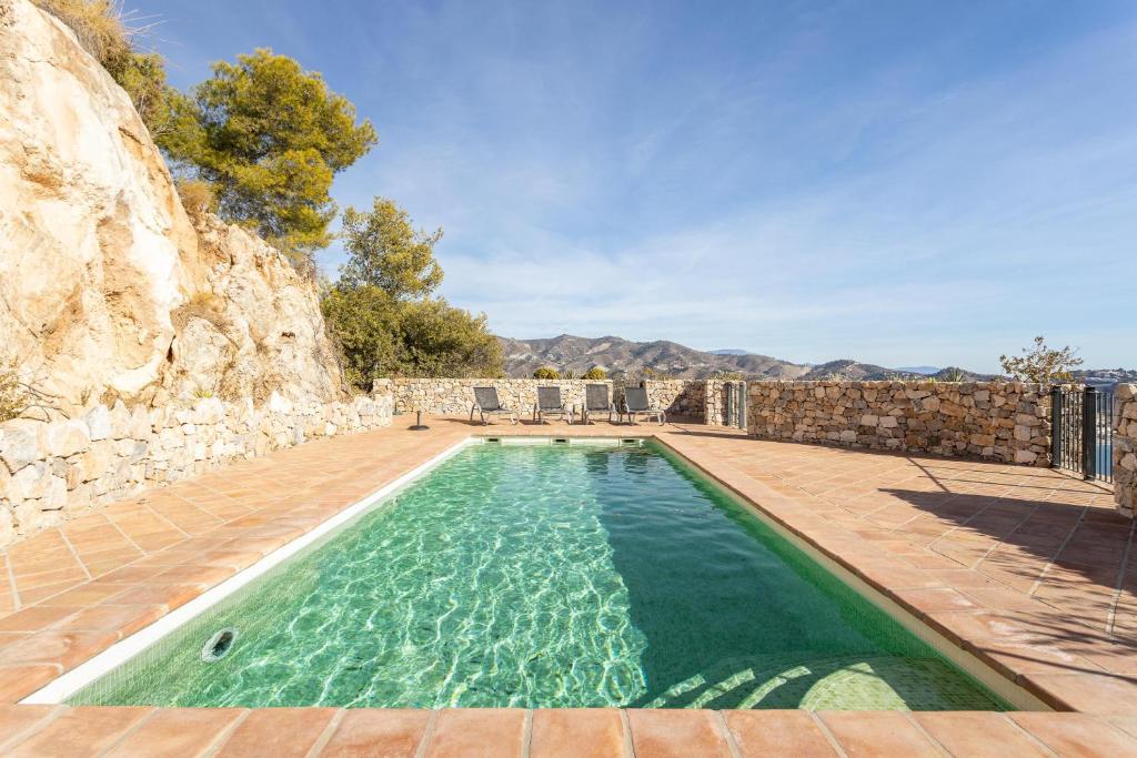 Bazén v ubytovaní Five Star Villa with Heavenly Views alebo v jeho blízkosti