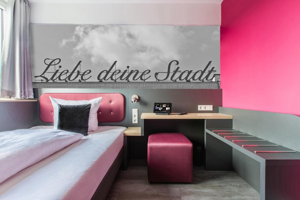 SMARTY Cologne Dom Hotel - Boardinghouse - KONTAKTLOSER SELF CHECK-IN - Resim 16