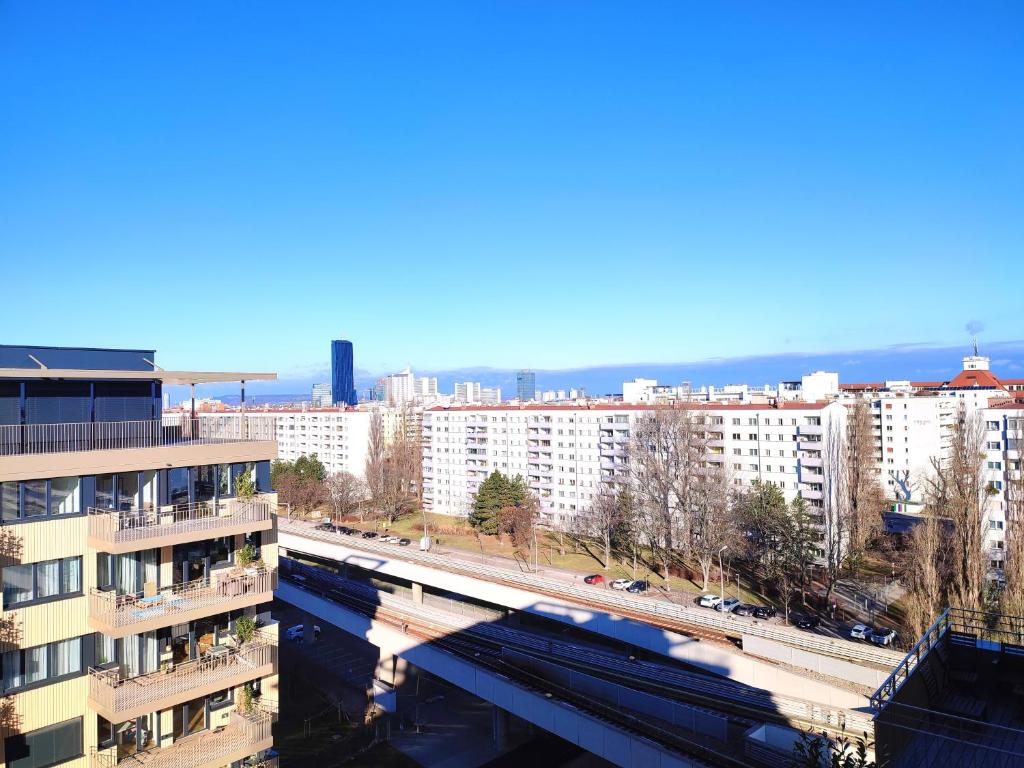Nespecifikovaný výhled na destinaci Vídeň nebo výhled na město při pohledu z apartmánu