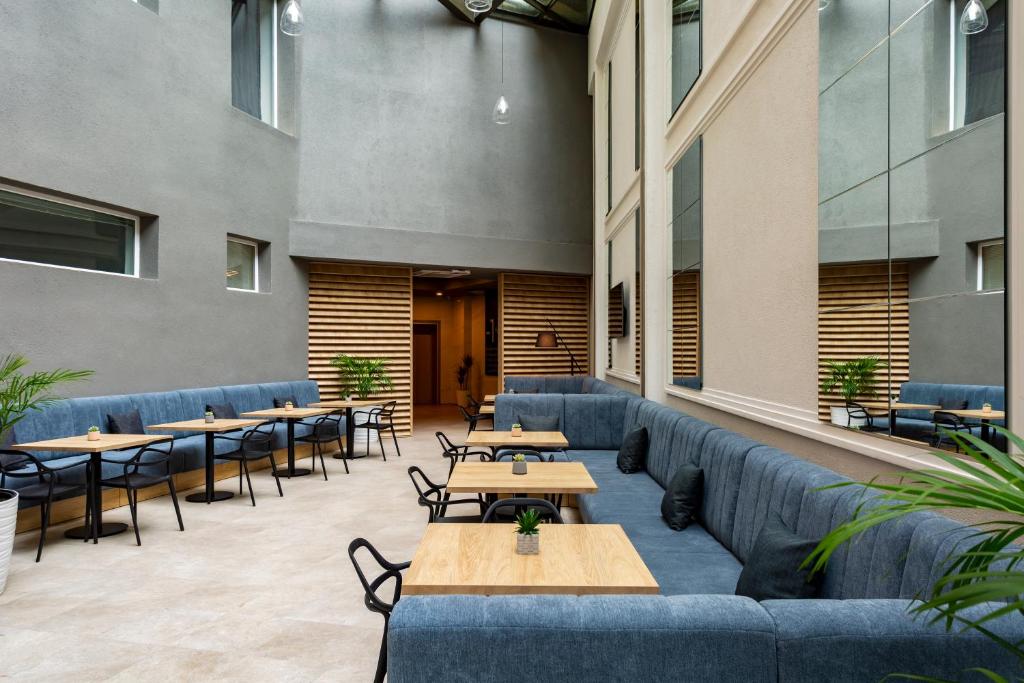 Posezení v ubytování Citadines City Centre Tbilisi