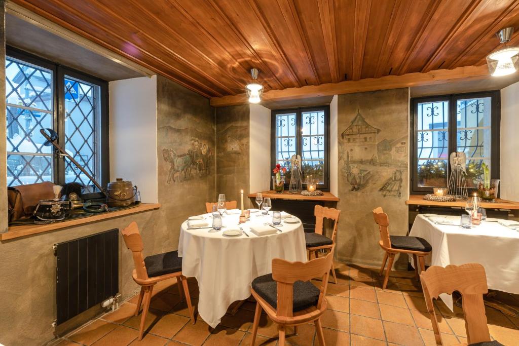 Restaurace v ubytování Hotel Piz Mitgel