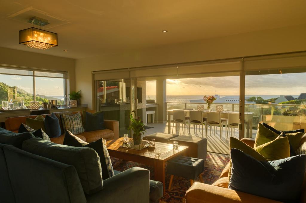 Stanford's Cove Villas - 