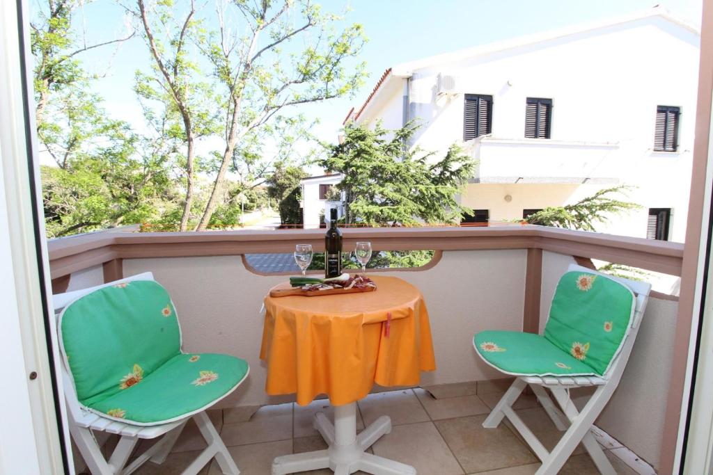 Balkon lub taras w obiekcie Apartments Karas on the island of Pag