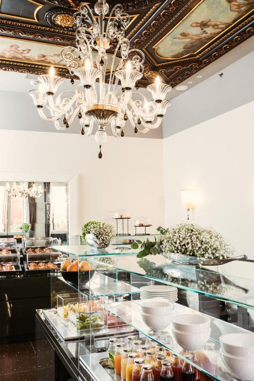 Palazzo Barocci - Resim 29