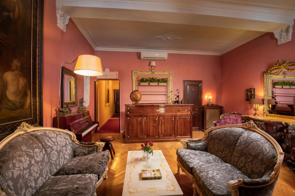 Posedenie v ubytovaní Residenza Frattina