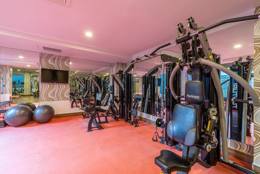 Fitness centrum a/nebo fitness zařízení v ubytování PrideInn Azure Hotel Nairobi Westlands