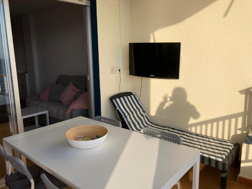 Telewizja i/lub zestaw kina domowego w obiekcie epsylon 2