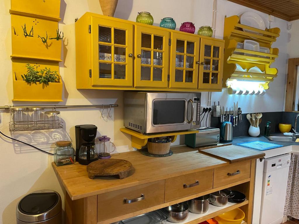 Kuchyň nebo kuchyňský kout v ubytování Casa do Bicho Pau