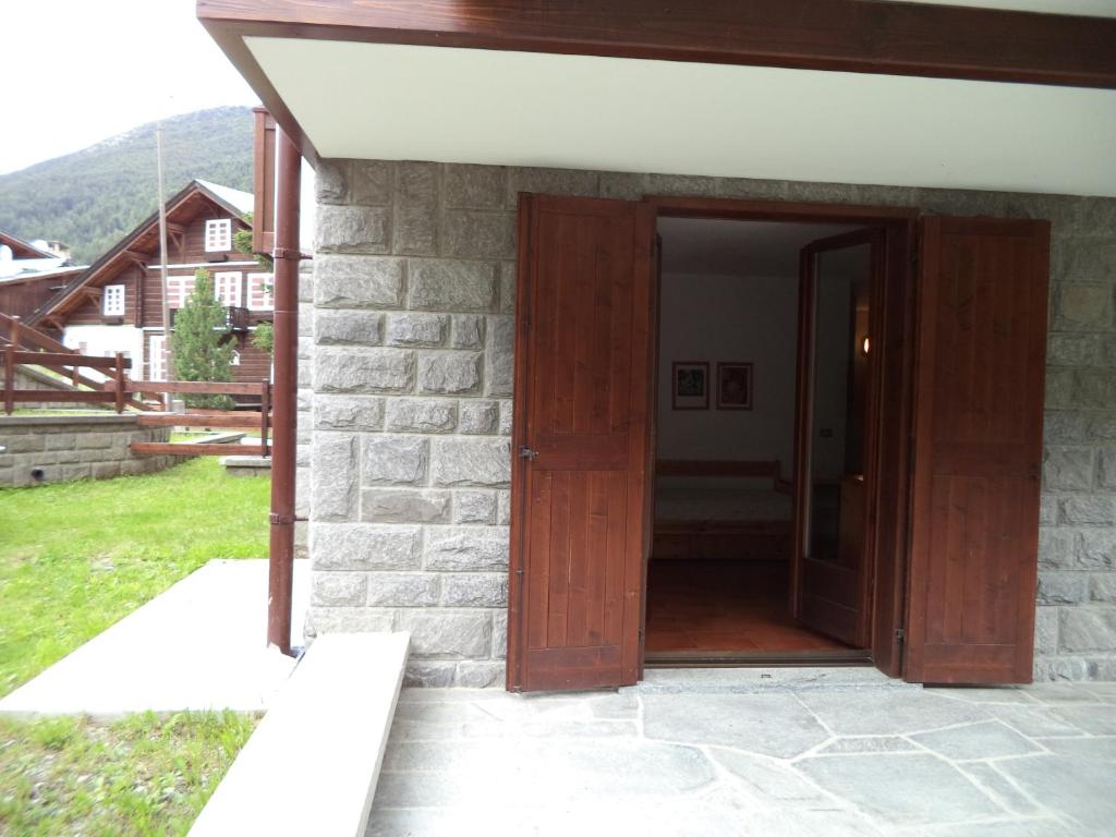 Fotografia z galérie ubytovania Apartments "STELLA ALPINA" v destinácii Santa Caterina Valfurva