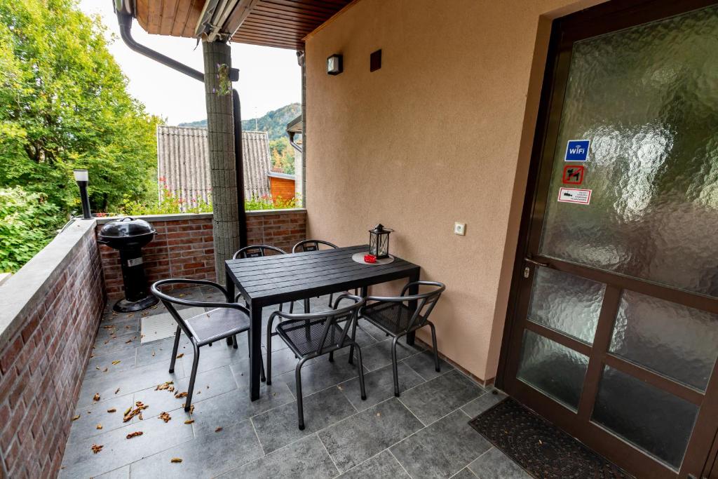 Balkón nebo terasa v ubytování Apartmán POD HRADEM - Vranovská přehrada, Bítov-Horka