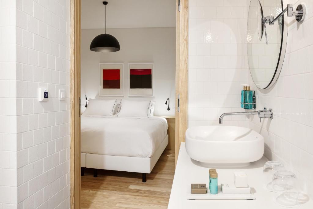 Casa da Galeria - Azores Art of Hosting - Resim 29