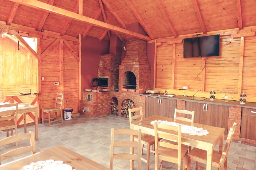 TV a/nebo společenská místnost v ubytování Rebecca Land