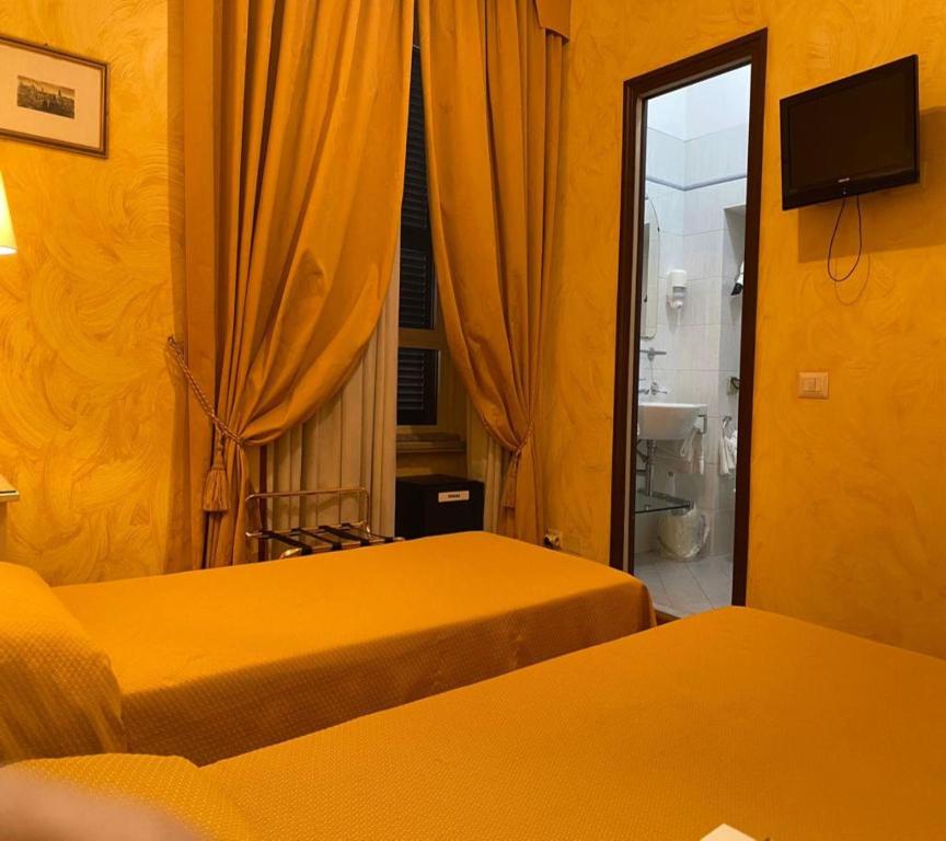 TV a/nebo společenská místnost v ubytování Sweet Dream Roma Termini