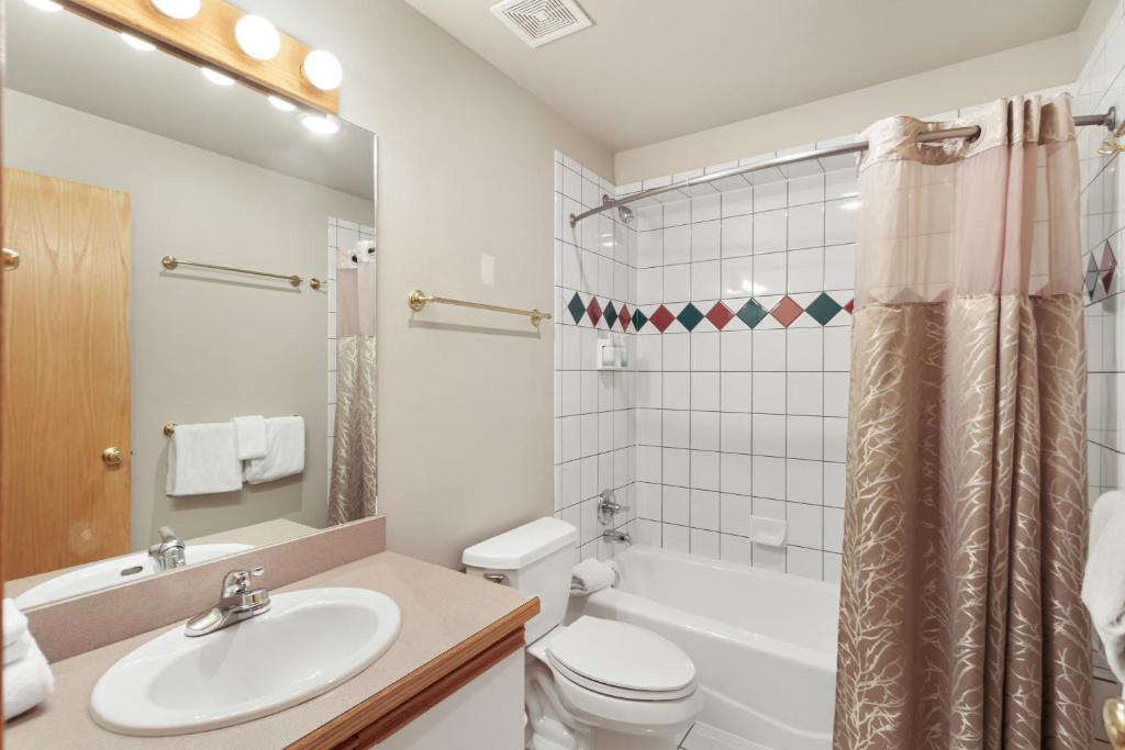Gold Point Resort Breckenridge by Vacatia photo