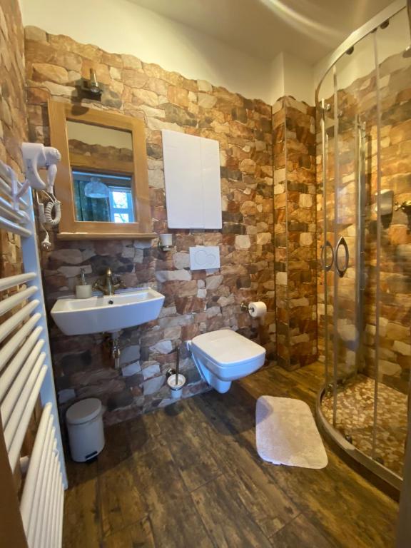 Koupelna v ubytování Apartmany Moravienka