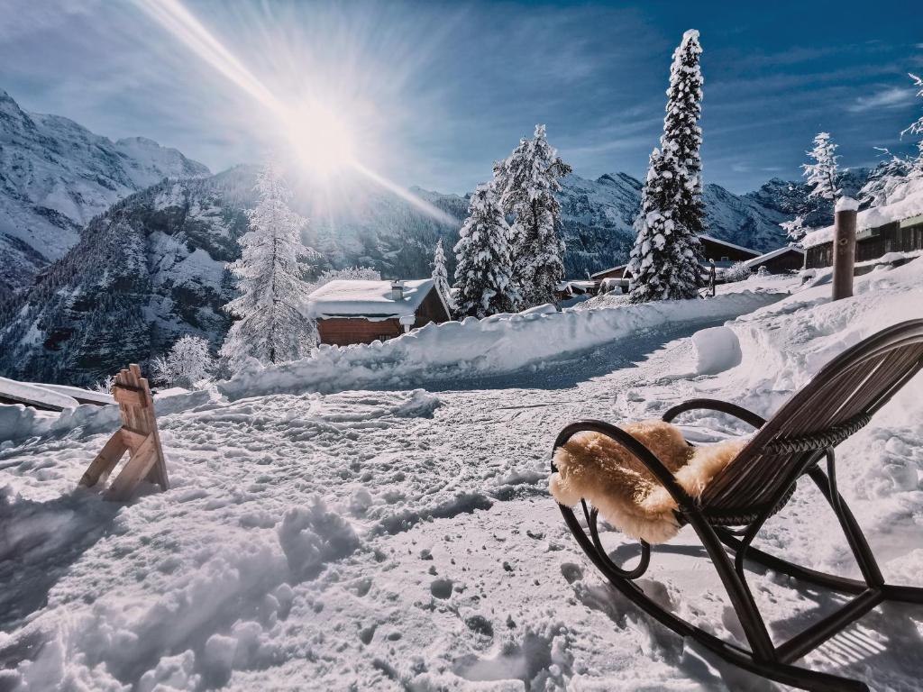 Mountain Hostel Gimmelwald v zimě