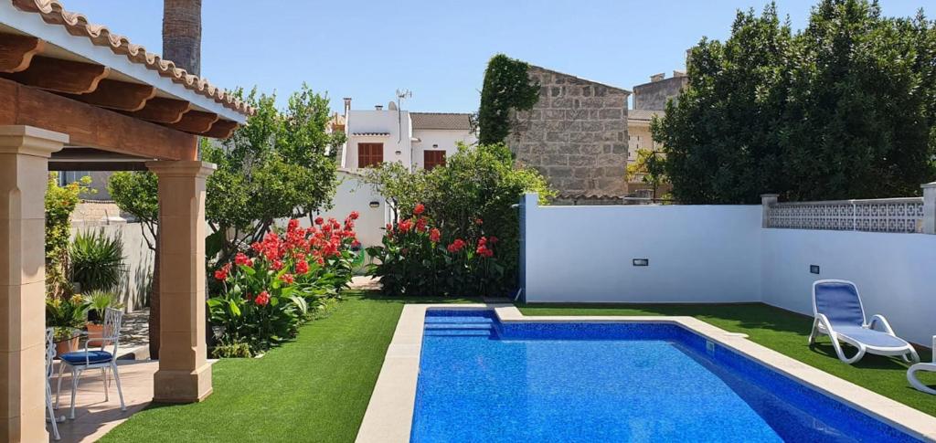 The swimming pool at or close to Can Serra -Santa Margalida-