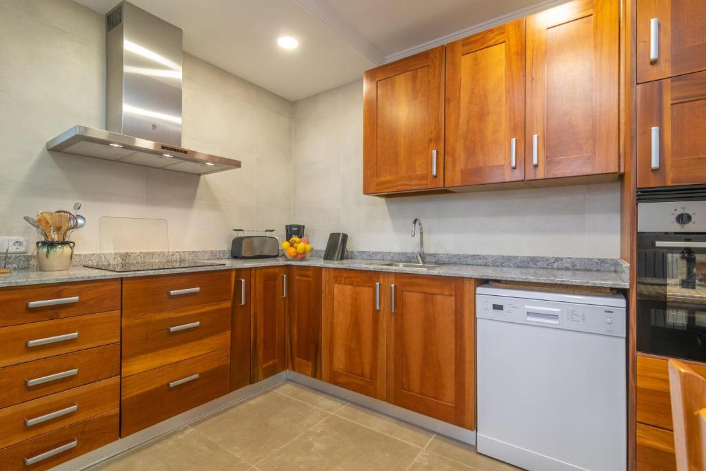 A kitchen or kitchenette at Can Serra -Santa Margalida-