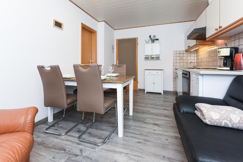 Η κουζίνα ή μικρή κουζίνα στο Ferienhof Tannen