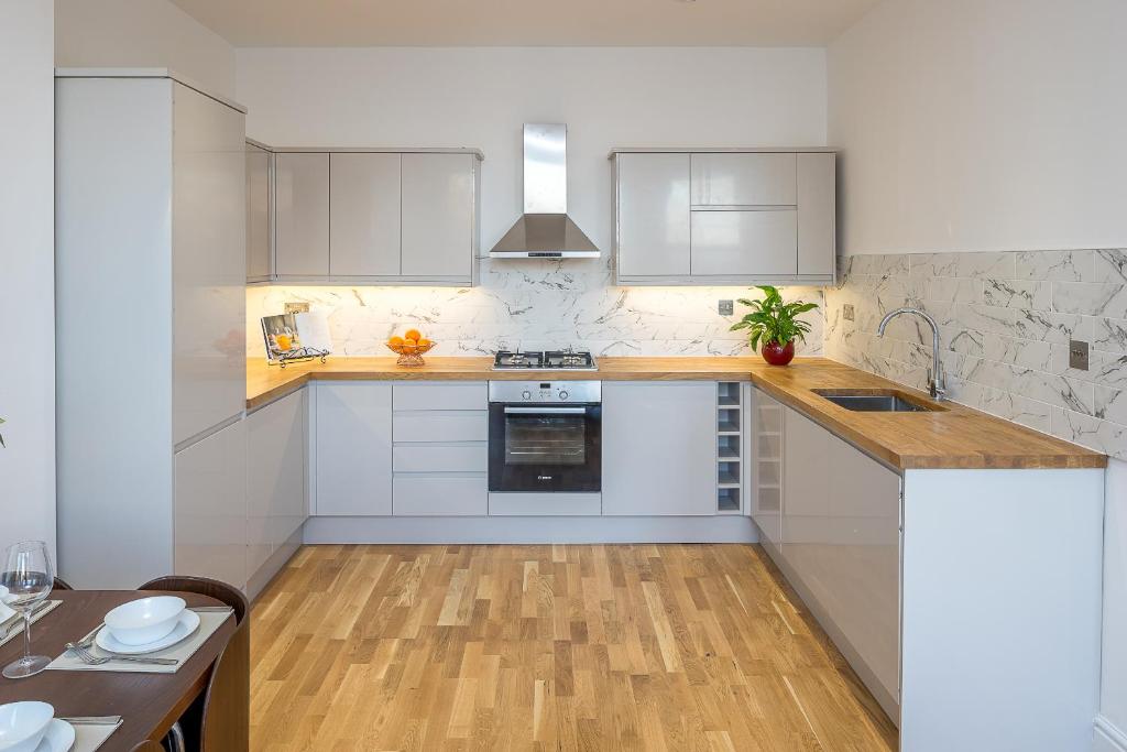 Luxuriously flat in Streatham, London (updated prices 2024)